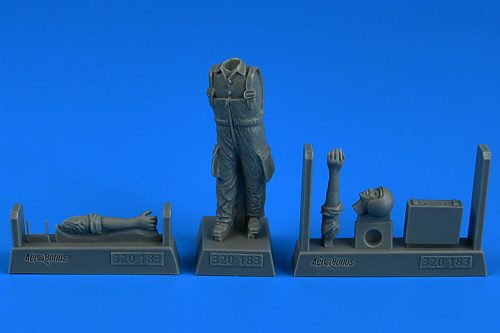 Aerobonus Warshaw Pact Aircraft Mechanic B 1:32 (320.183)