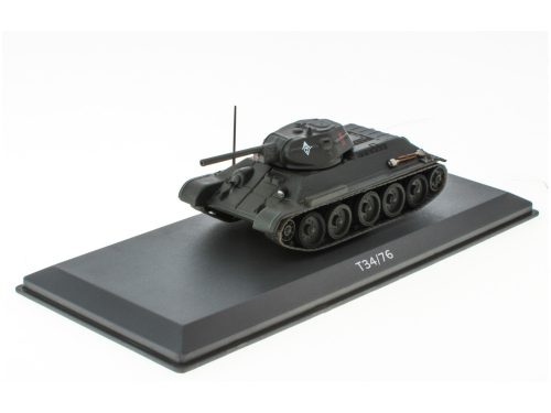 Atlas Edition T34/76 Assembled Model 1:72 - sérült  csomagolással , a modell és a talapzat hibátlan!