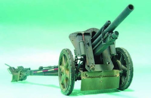 AFV-Club 10,5 cm LeFH18 FIELD GUN 1:35 (35050)