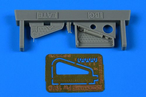 Aires Fw 190D inspection panel - late 1:72 (129-7379)