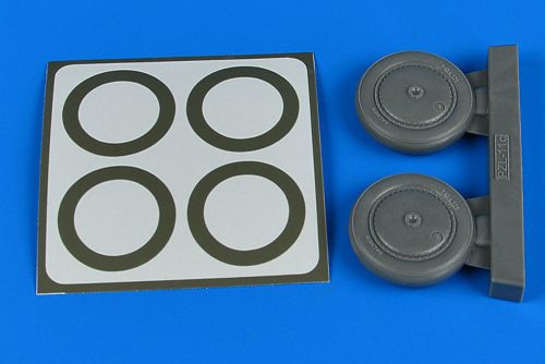 Aires PZL-11 wheels & paint masks for 1:32 (2249)