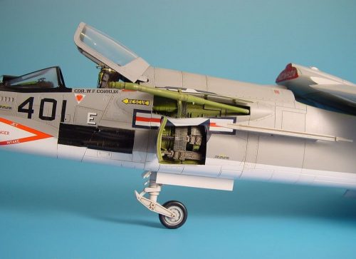 Aires F-8 Crusader Waffenschächte 1:48 (4175)