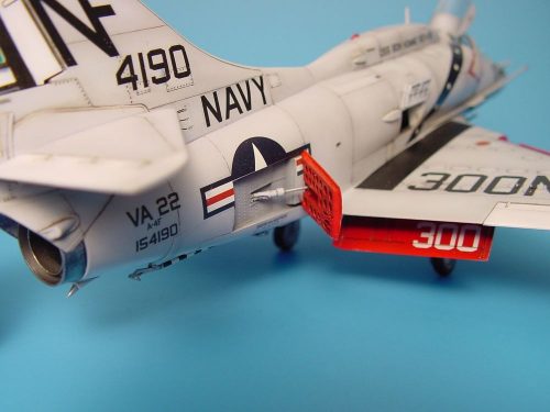 Aires A-4 Skyhawk Bremsschilder (offen) für Hasegawa Bausatz 1:48 (4185)