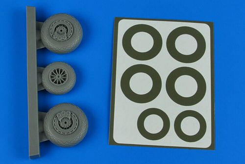 Aires B-26K Invader wheels & paint masks - late - Diamond Pattern 1:48 (4873)