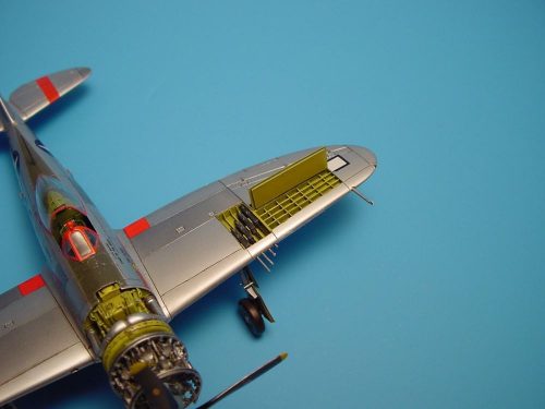 Aires P-47D Thunderbolt Waffenschächte 1:72 (7089)