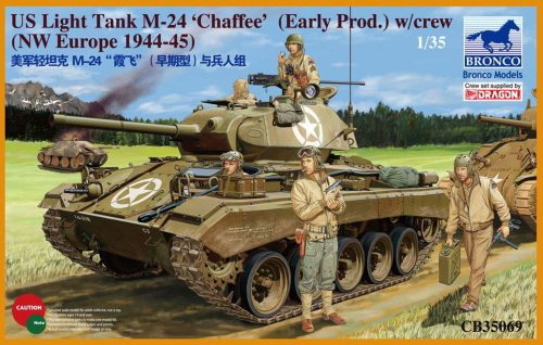 Bronco US Light Tank M-24 Chaffee (WWII Prod.) 1:35 (CB35069)