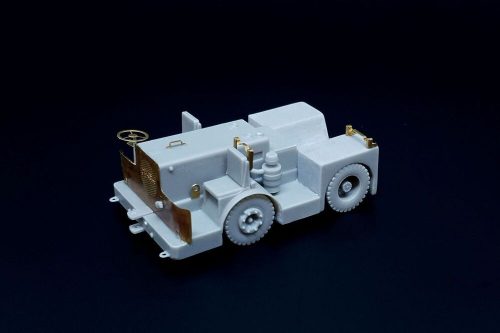 Brengun UK Tugmaster tractor 1:48 (BRS72019)