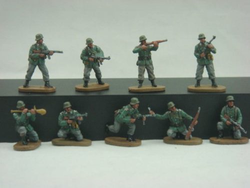 Caesar Miniatures WWII Late War German Army 1:72 (H074)