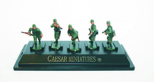 Caesar Miniatures WWII German Army set1 (fertig bemalt) 1:72 (P806)