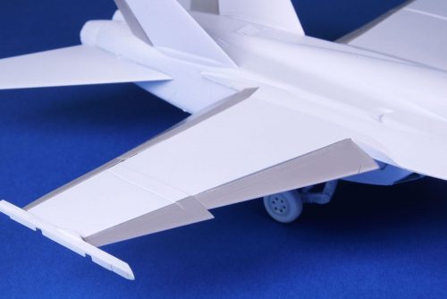 CMK F-18E/F Control Surfaces 1:72 (129-7477)