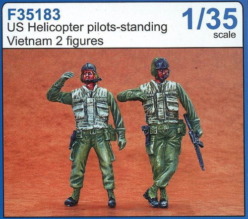 CMK US Helicopter-Piloten stehend Vietnam  (129-F35183)