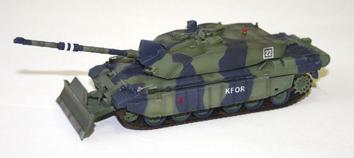 Easy Model Brit. Challenger II In Action Kosovo 1999 1:72 (35011)