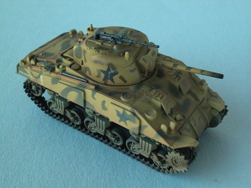 Easy Model M4 Middle Tank (Mid.) - 4th Armored Div. 1:72 (36253)