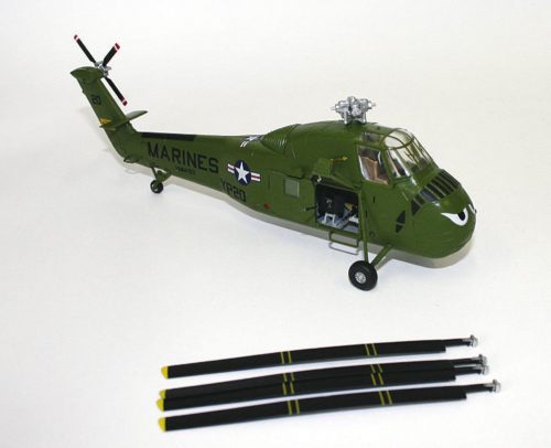 Easy Model Helicopter Marines UH-34D 150219 YP20 YP-20 1:72 (37010)