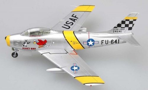 Easy Model F86F30 39FS51 FW flown by Chrles McSain. Korea,1953 1:72 (37104)