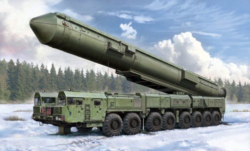 Hobby Boss 15U175 TEL of RS-12M1 Topol-M ICBM complex 1:72 (82952)