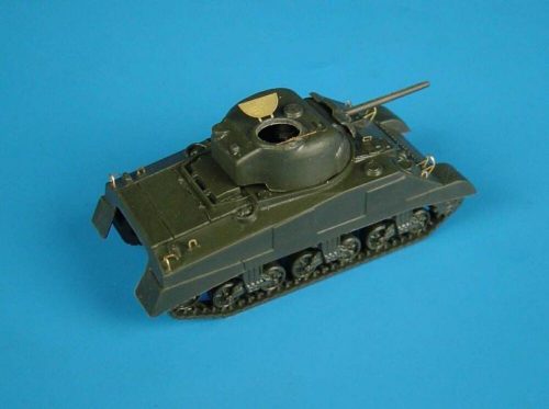 Hauler SHERMAN 1:72 (HLH72004)