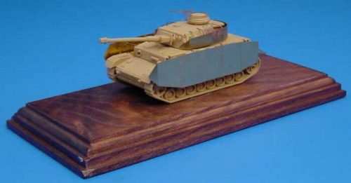 Hauler Pz IV basic 1:87 (HLR87030)