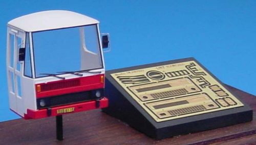 Hauler KAROSA 1:87 (HLR87037)