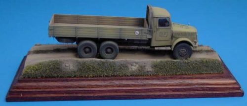 Hauler Tatra T6500-111 1:87 (HLR87039)