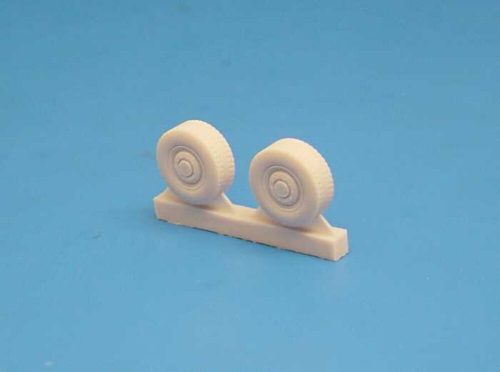 Hauler TATRA 815 Balloon wheels 1:87 (HLR87091)