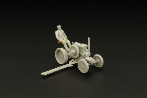 Hauler Svoboda with Grass chopper 1:87 (HLR87178)