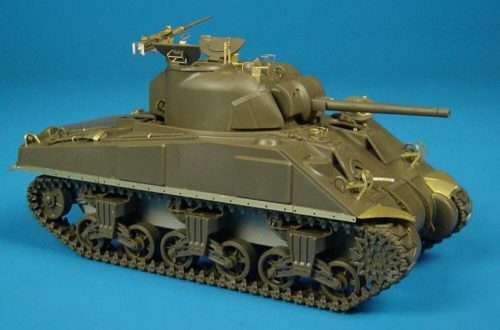 Hauler SHERMAN M4 1:48 (HLX48001)