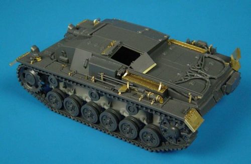 Hauler Stug III ausf B 1:48 (HLX48003)