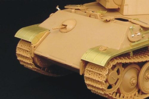 Hauler PANTHER-JAGDPANTHER ausf G Fenders 1:48 (HLX48067)