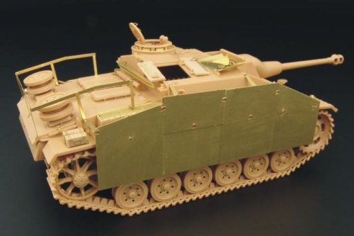 Hauler Stug III Ausf G SCHURZEN 1:48 (HLX48104)