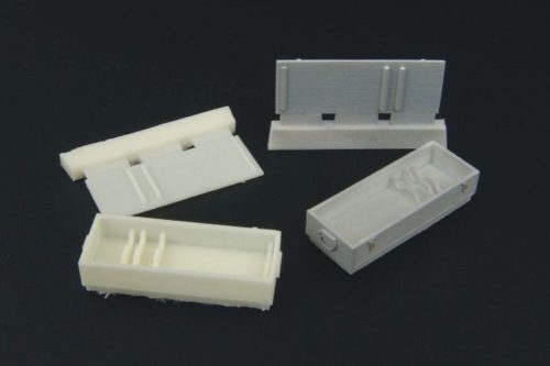 Hauler ammo boxes for PANTHER 1:48 (HLX48122)