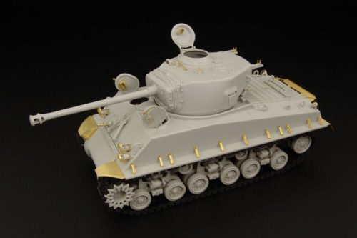 Hauler M4A3E8 SHERMAN (Hobbyboss) 1:48 (HLX48163)