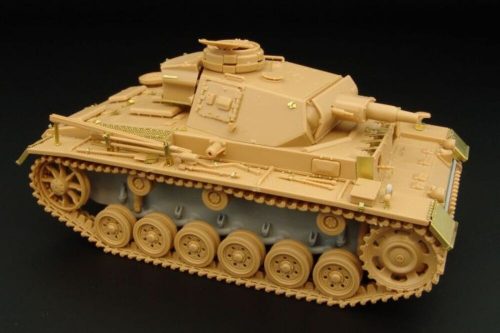 Hauler Pz III ausf N 1:48 (HLX48202)