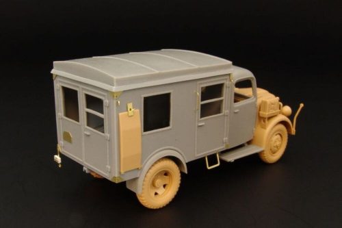 Hauler Kfz 31 STEYR 1500 Sanitätswagen 1:48 (HLX48220)