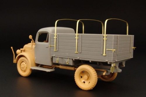 Hauler STEYR 1500 Pritsche 1:48 (HLX48221)