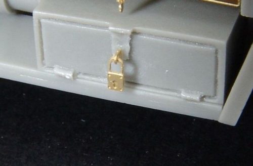 Hauler PADLOCKS 1:48 (HLX48242)