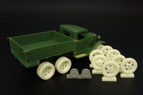 Hauler Gaz-AAA wheels 1:48 (HLX48268)