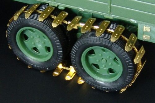 Hauler Gaz-AAA snow-mud TRACKS 1:48 (HLX48269)