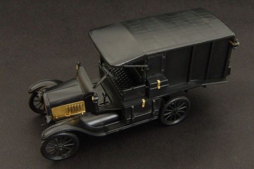 Hauler FORD T 1:48 (HLX48321)