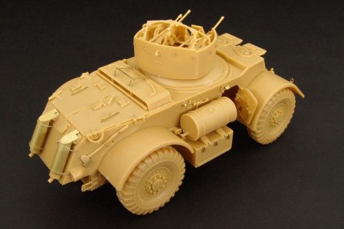 Hauler T17E2 AA Staghound 1:48 (HLX48322)