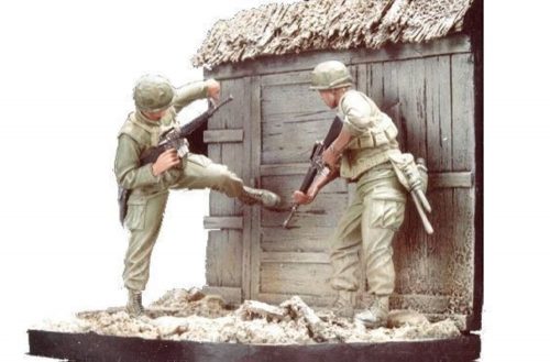 Hobby Fan U.S. Marines Battel of Hue 1968(1)w/base 1:35 (HF508)