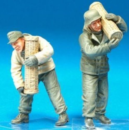 Hobby Fan Ger. 15cm Artillery Crew (I) Winter/2Fig 1:35 (HF591)