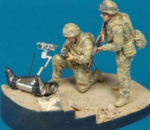 Hobby Fan Ranger Reconn. OIF ISAF- 2Fig w/Robot 1:35 (HF594)