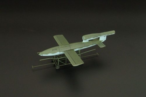 Hauler Fieseler Fi-103 - V-1 1:120 (HTT120072)