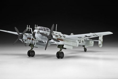 Revell Arado AR-240 1:72 (03798)