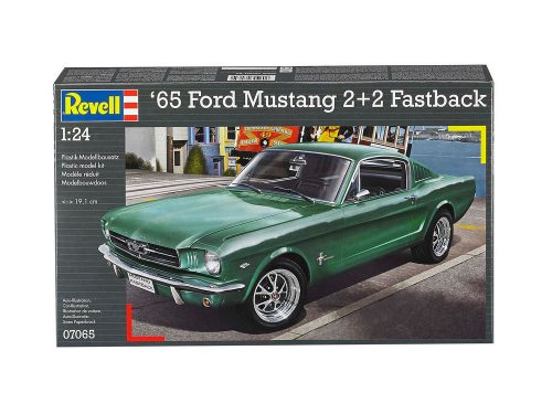 Revell 1965 Ford Mustang 2+2 Fastback 1:24 (07065)