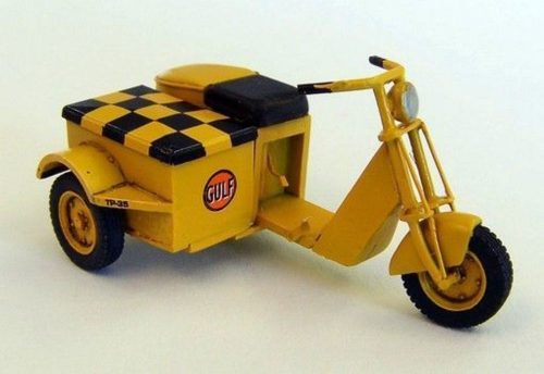 Plus Model US scooter sidecar 1:48 (4013)