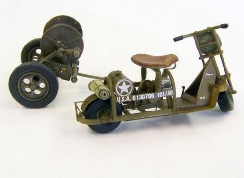 Plus Model U.S. airborne scooter with reel 1:35 (438)