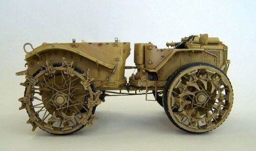 Plus Model Artillery Tractor Pavesi P4 1:35 (449)