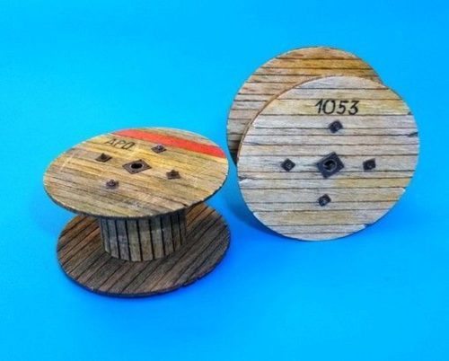 Plus Model Cable reels-small 1:35 (455)